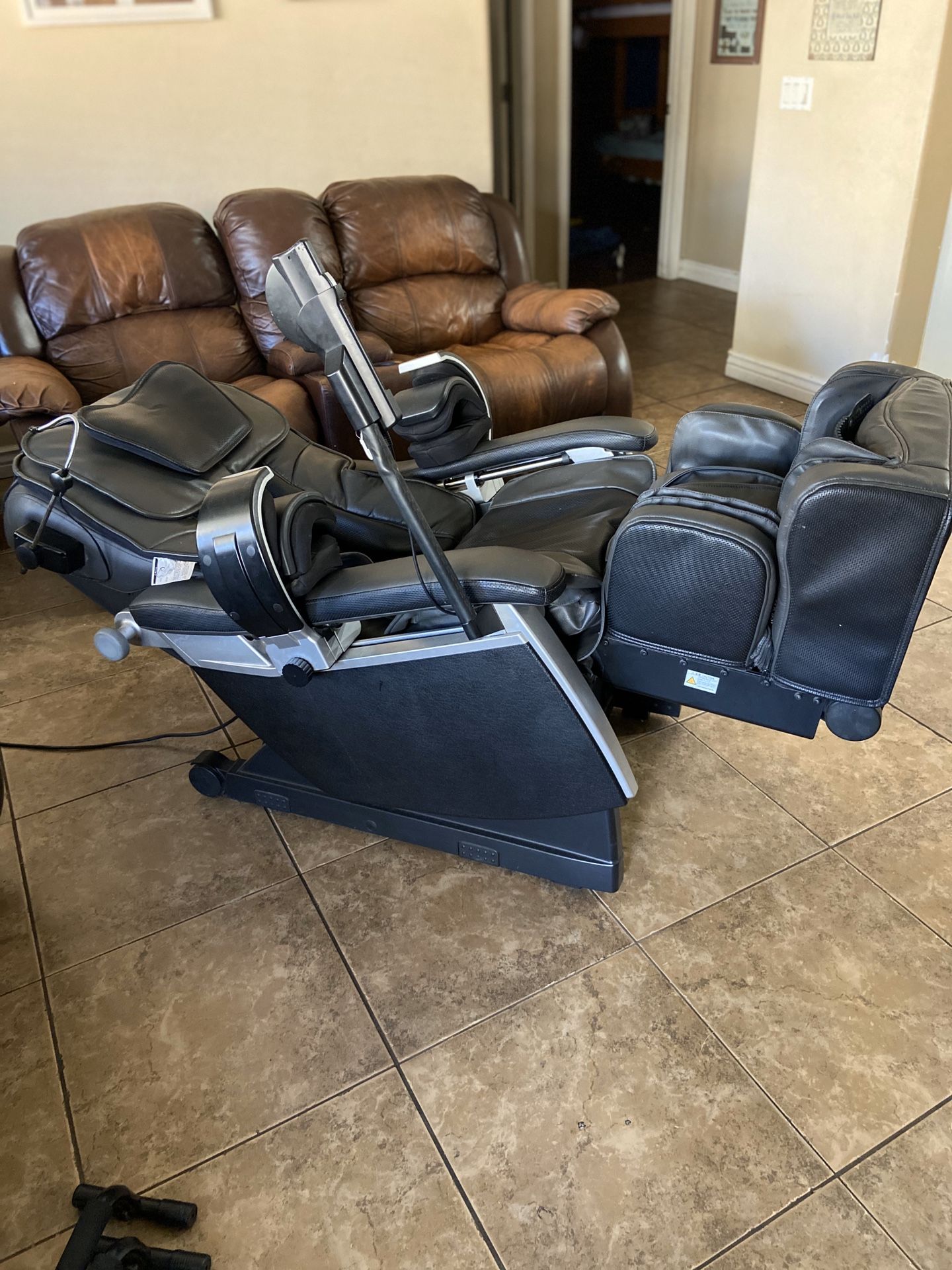 Inada ROBO Massage Chair for Sale in Phoenix, AZ OfferUp
