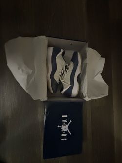 Air Jordan 11 retro lows
