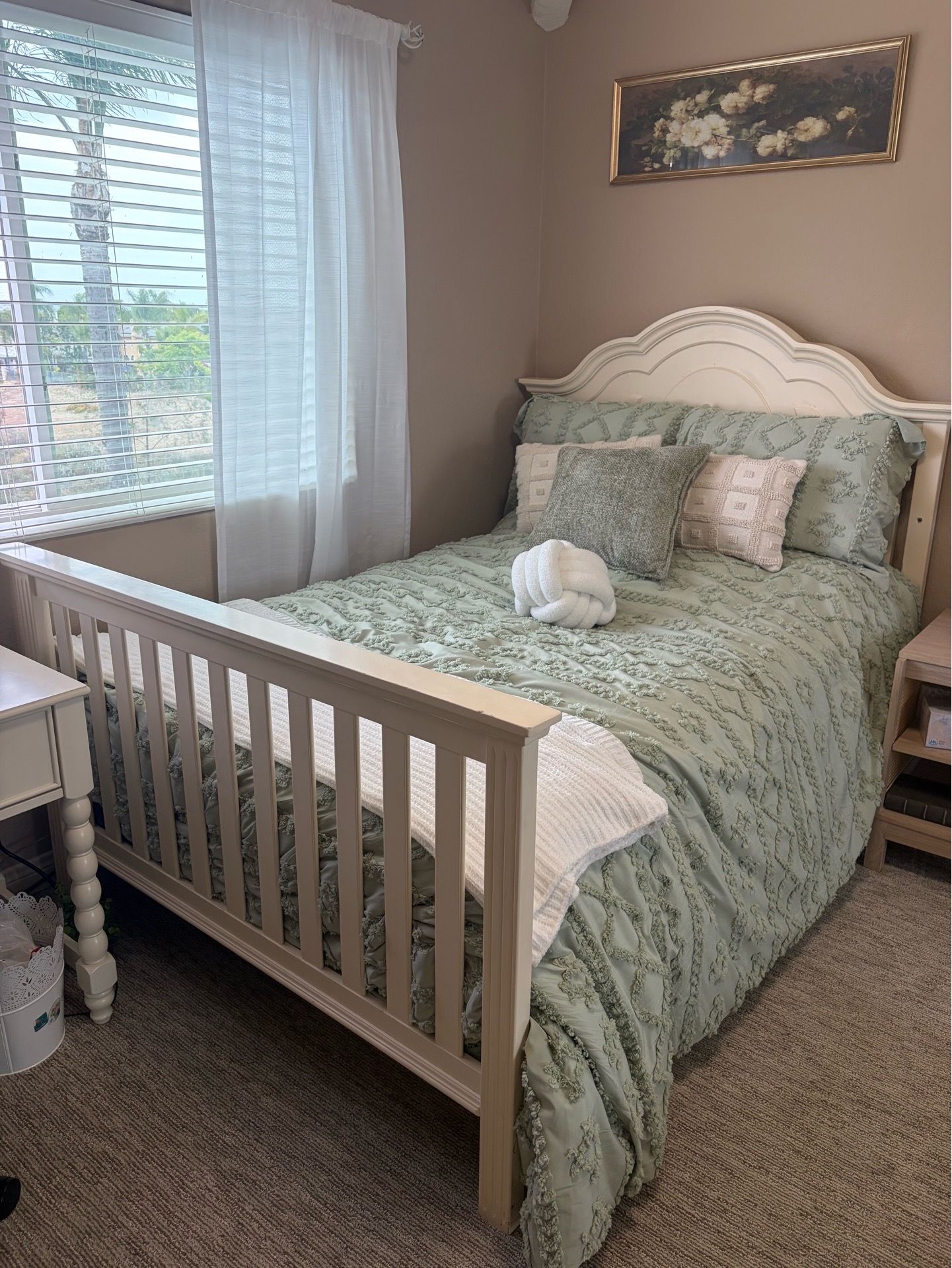 Full size bed and dresser - cream