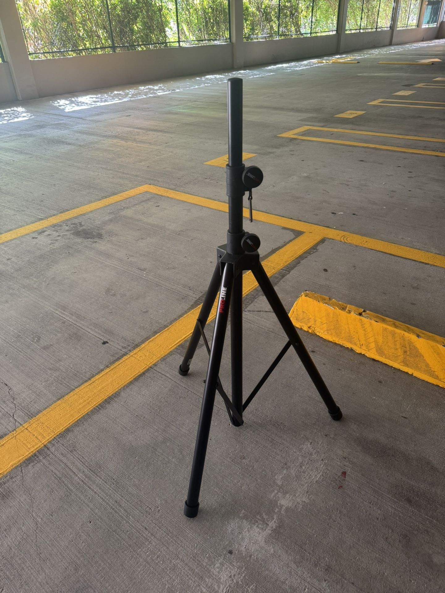 PROLINE Speaker Stands