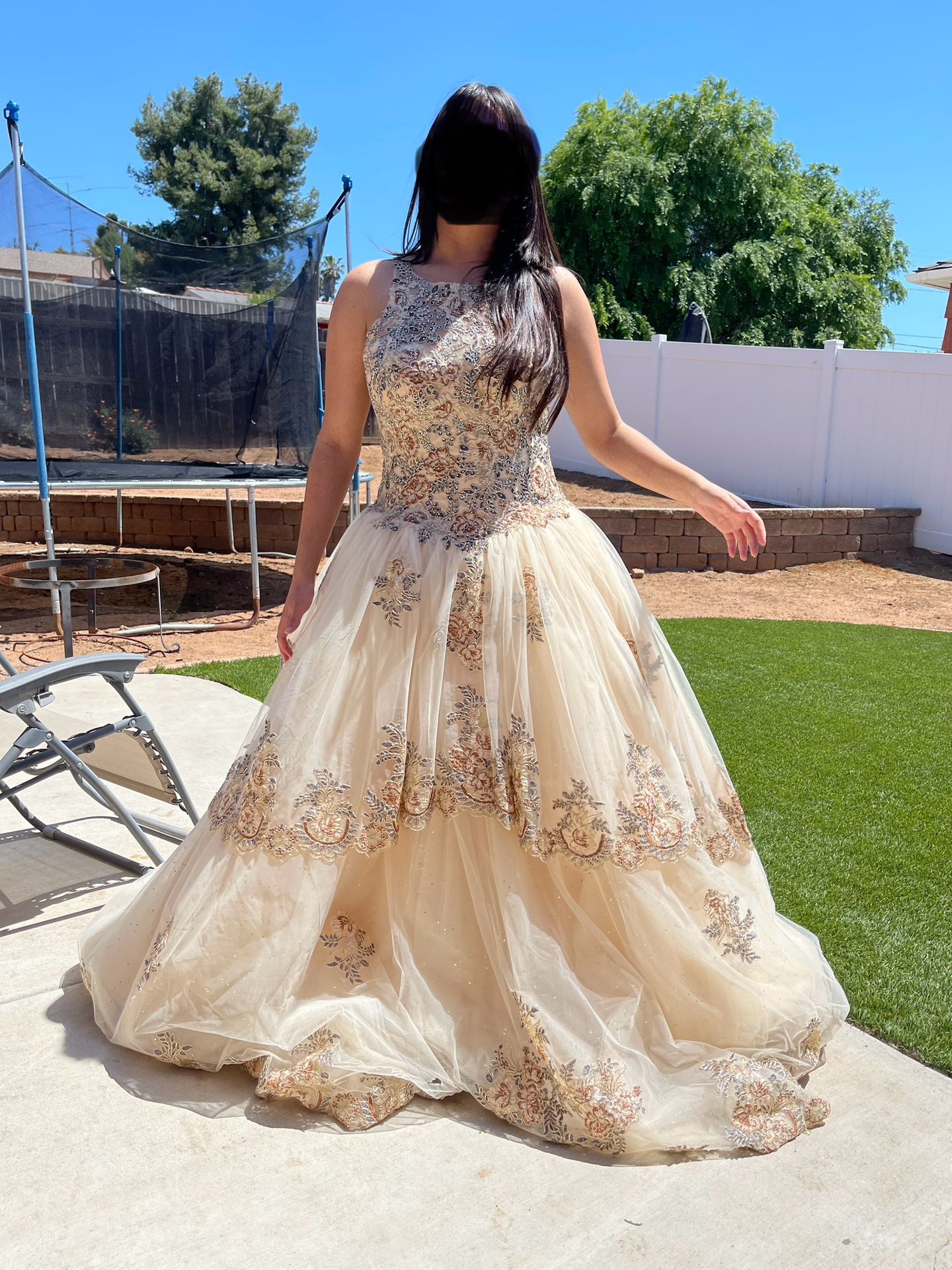 Quinceañera Dress Con Corona 