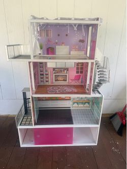 Big Barbie/Doll House 3 story & garage