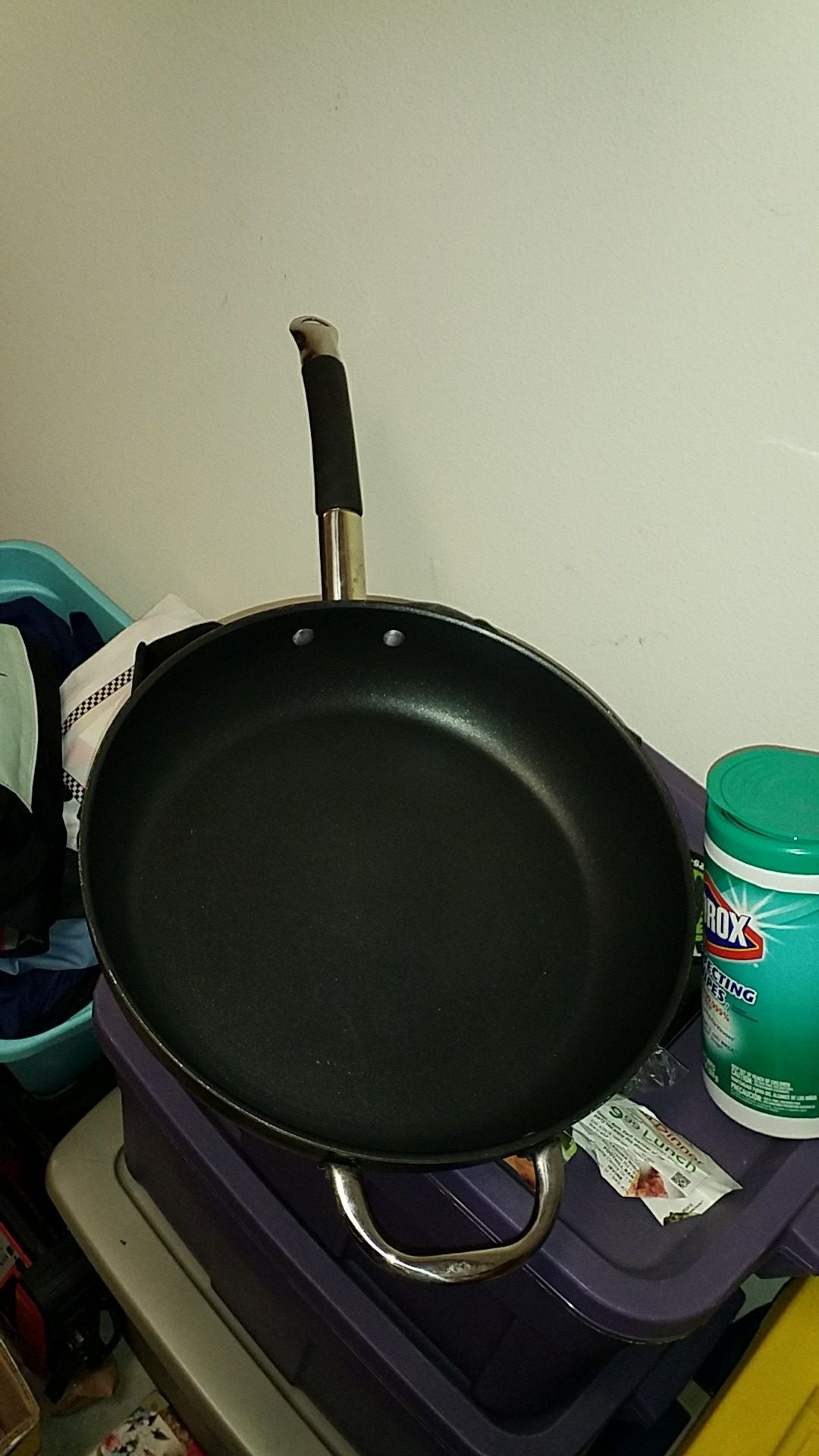 Extra Large Professional Bialetti Pot Pan Skillet 7.5 Qt 14.5”dia x  3tall-Italy for Sale in Las Vegas, NV - OfferUp