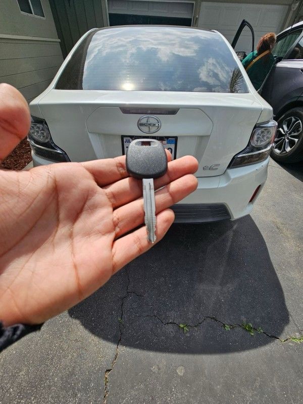 Llaves De Coche / Car Keys N Remote 