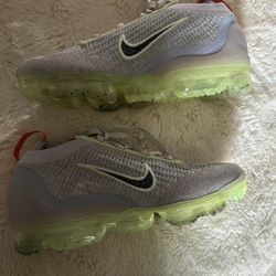 Nike Women’s Air Vapor max