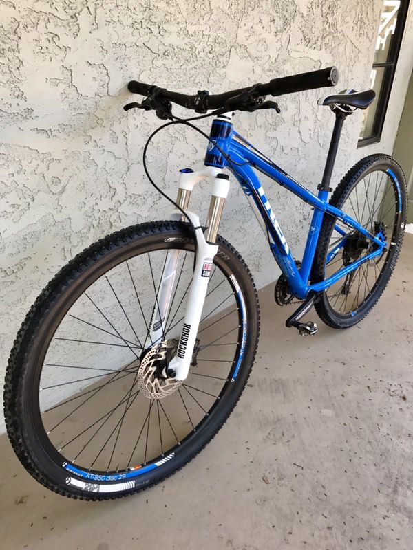 2014 Trek 8 29er Gary Fisher Collection (Size 15.5") Like New for Sale in Vista, CA OfferUp