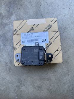 Toyota Prius 2023-2025 sensor radar