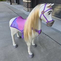Rapunzel Maximus Horse 32" 🐎