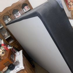 Queen Size Mattress And Boxspring