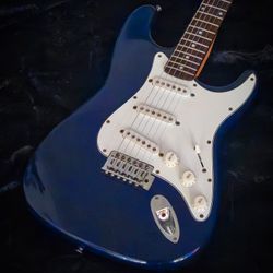 Fender vintage Korean made 1997 classic Stratocaster electric guitar squire strat Squier