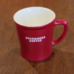 2009 Starbucks Coffee Tea Mug Red White Embossed Logo 16 oz. New with 
tags.  Weight 1lb 2 oz (plus shipping materials). Height 4.5"