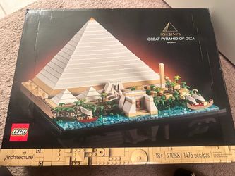LEGO Architecture Great Pyramid of Giza 21058( local pick up)