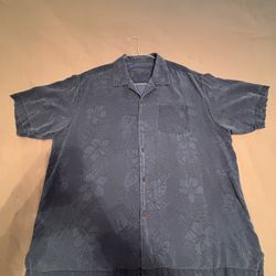 Men’s Shirt Size XL