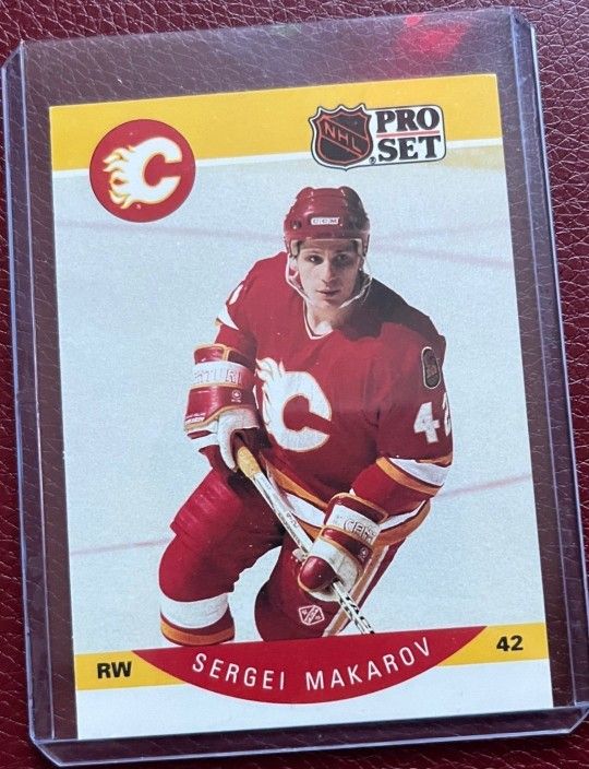 1990-91 Pro Set Sergei Makarov Rookie Calgary Flames #38
