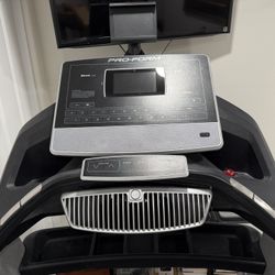 Threadmill