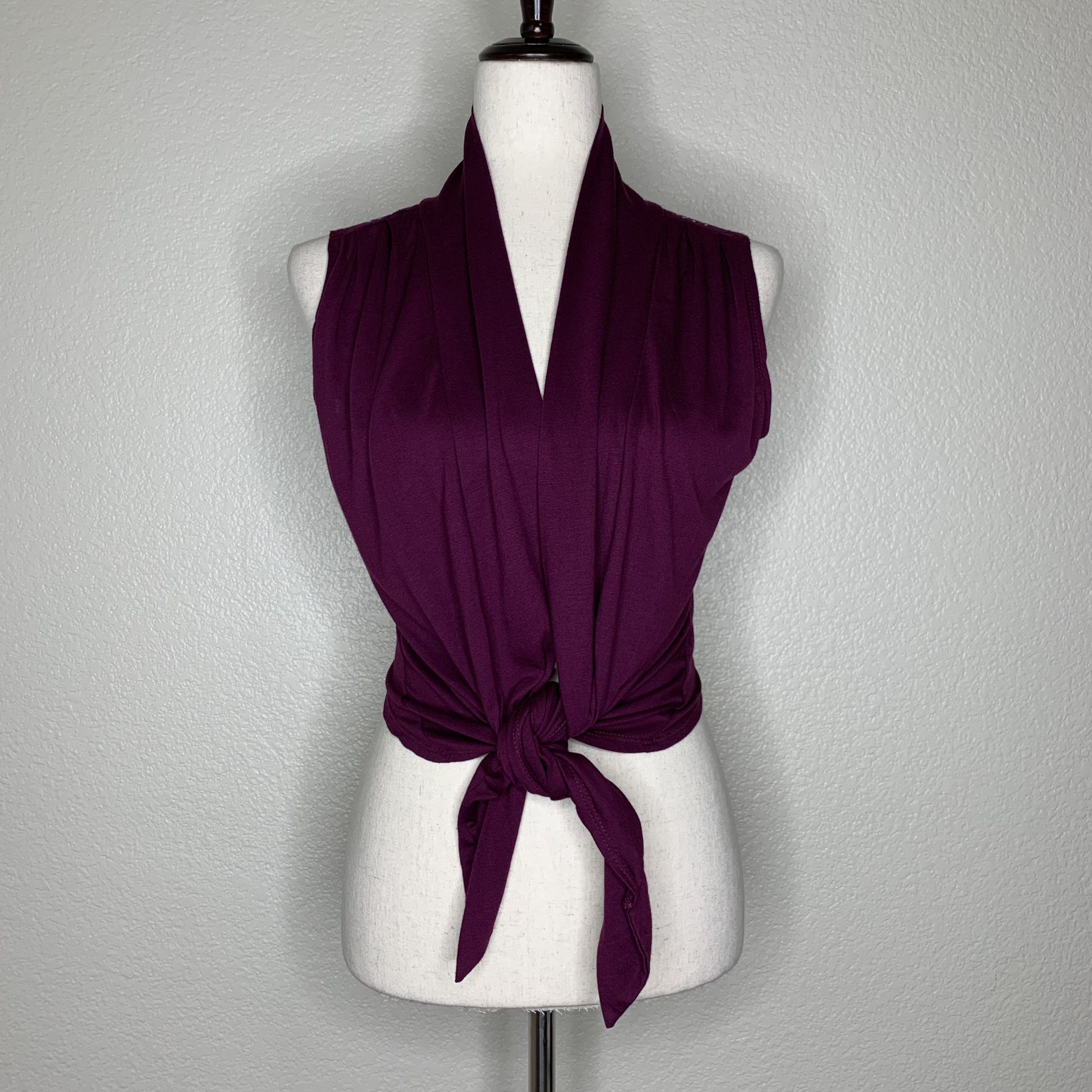 Tru Womens Vintage Burgundy Tie Front Studded Sleeveless Cardigan
