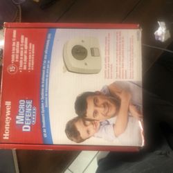 Brand New Honeywell Micro Defense UV air treatment system