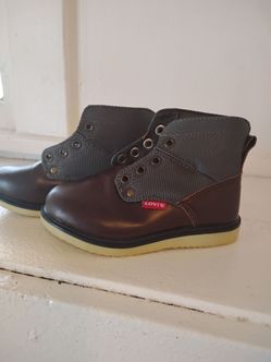 Levi's Toddler Boys Boots Size 9 - Barely Worn (No Laces)
