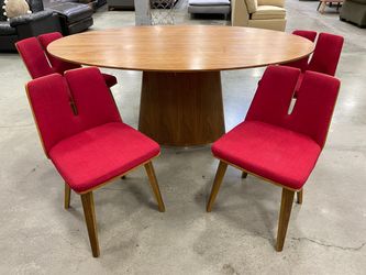 MOES HOME COLLECTION Otago Oval Walnut Dining Table with 4 Red Split Back Chairs