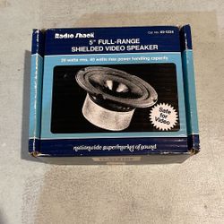 Radio Shack 5 inch Full-RangeShielded Video Speaker 