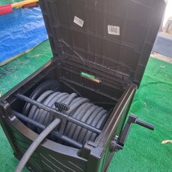 100ft Grey Hose & suncast Hideaway storage reel box lawn garden pool deck car wash pressure washer