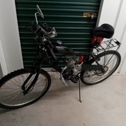80 cc Motorbike
