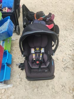 Baby car seat
