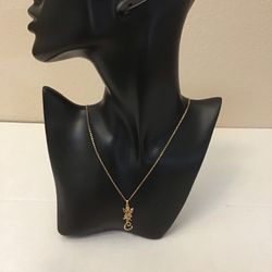 Avon 1996 Vintage Necklace Letter Perfect Necklace “C", 24 inches goldtone.  Like New.