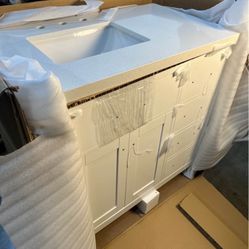 *Clearance* 36” Single Bathroom Vanity Cabinet White w Speckled Quartz Countertop - Sink Offset Left