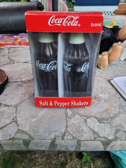 Coca-Cola Salt & Pepper Shakers Set