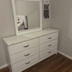 6-Drawer Dresser with Mirror. $80