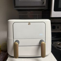 Beautiful By Drew Barrymore Air fryer 9 QT 