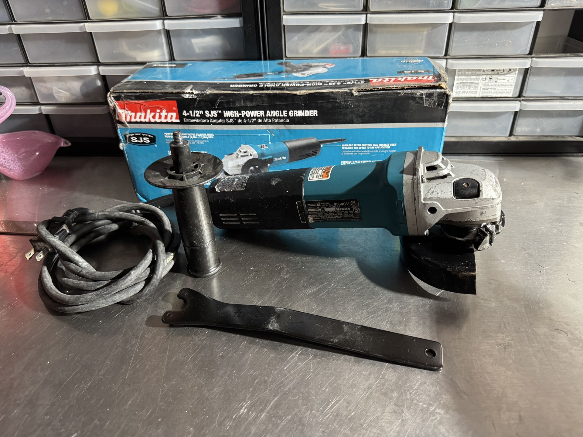 4 1/2” Makita SJS High Power Angle Grinder