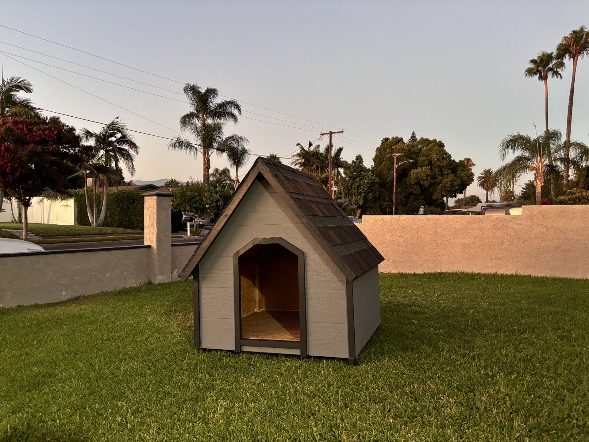 Large Dog House 