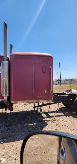 Slepper for peterbilt