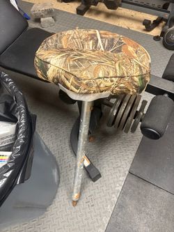 Boat seat