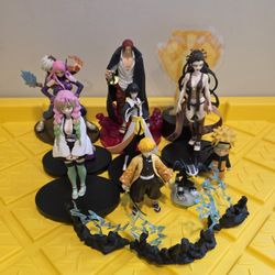 Statue figures