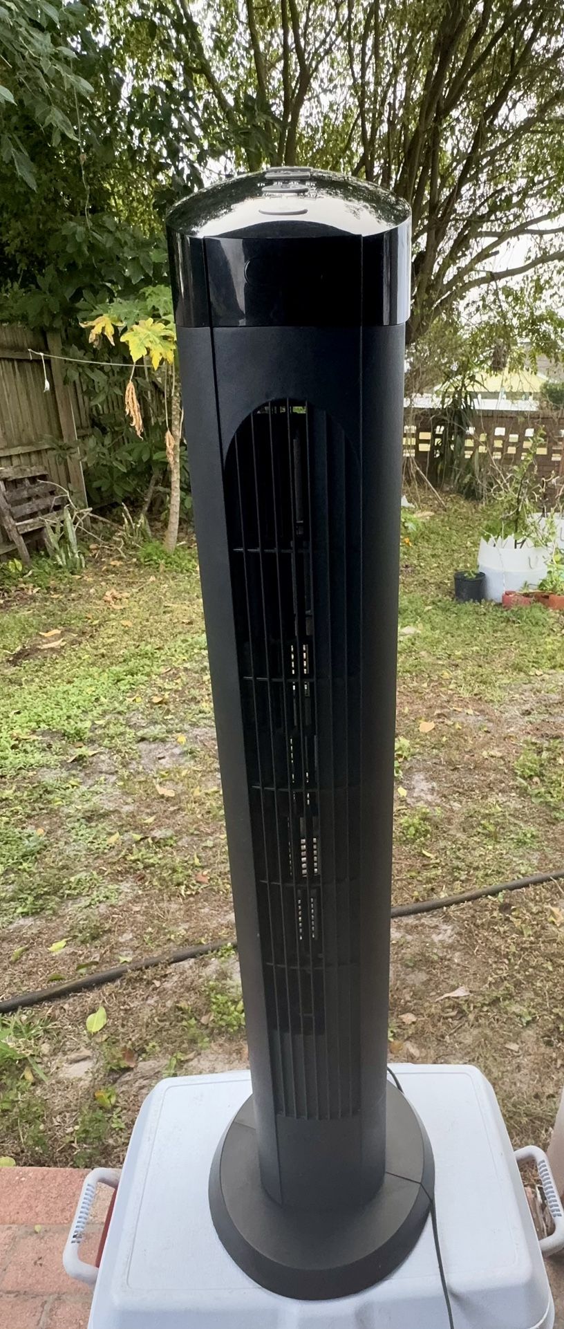 Cascade Tower Fan – 38” – Tested & Working