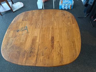 Free Table – Pickup Only