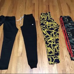 Women’s Jeans  And Leggings Each $5 