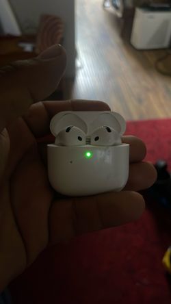 AirPods 4