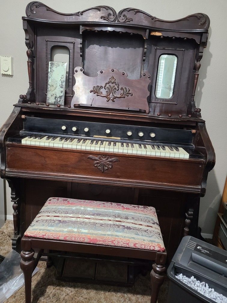 Antique Alcolm Pump Organ