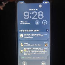 iPhone 11 64gb T-Mobile Few Cracks