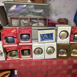 Hummel Vintage Christmas Balls (11).plus Harvey Motorcycle 