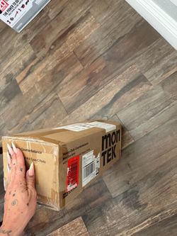 heavy duty counterbalance monitor arm montek for home office  workshop living room bedroom tv monitor