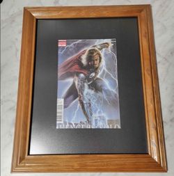 RARE Framed Thor (Chris Hemsworth) Marvel Comic Book