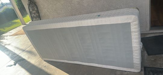 CA KING BOX SPRINGS