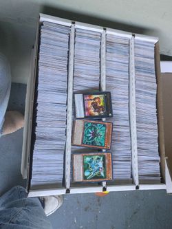 YU-GI-OH cards 4000 plus