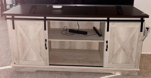 Tv stand