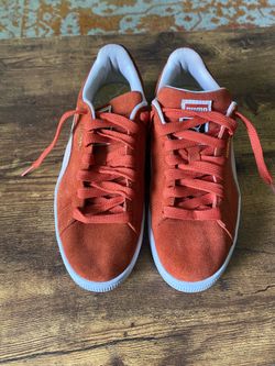 Men’s Puma Suede Sneakers – Burnt Orange/White – Size 7.5